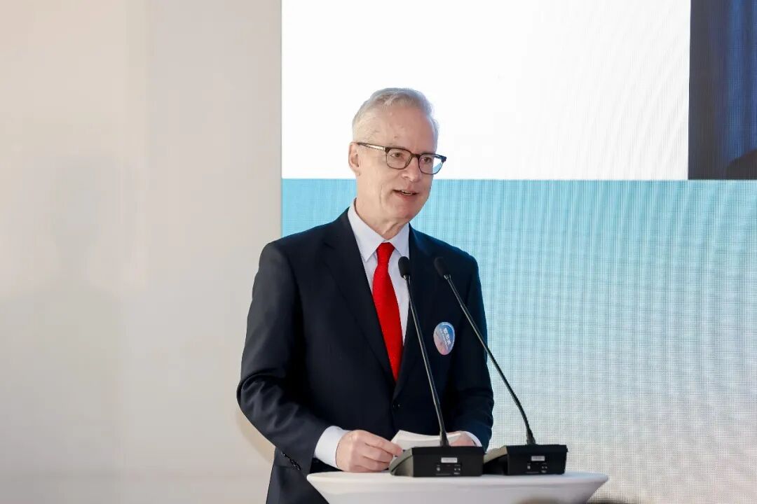 image-20251211125954-5